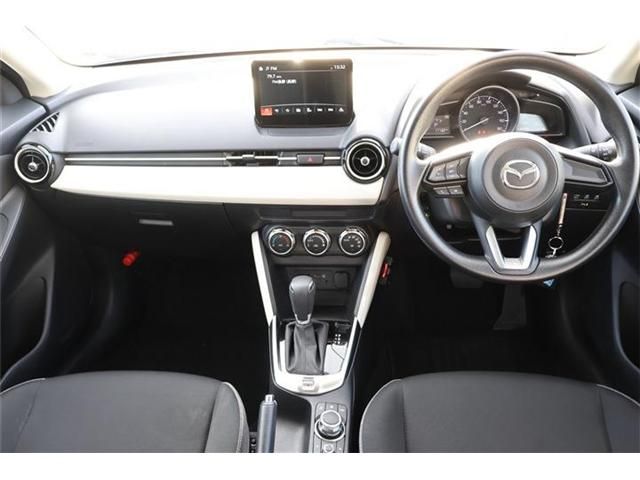 MAZDA2