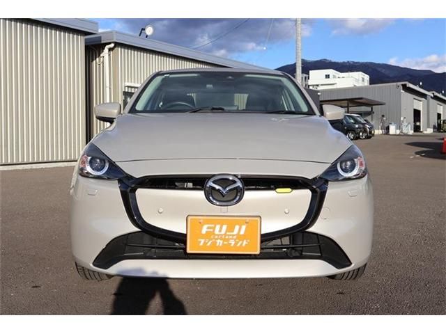 MAZDA2