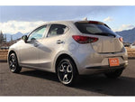 MAZDA2
