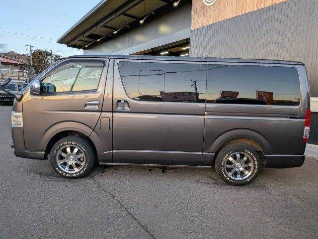 HIACE van 2WD