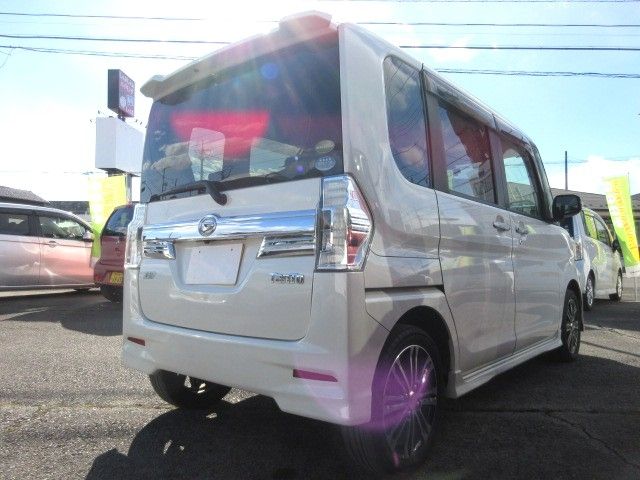 TANTO CUSTOM 4WD