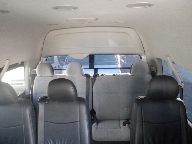 HIACE COMMUTER