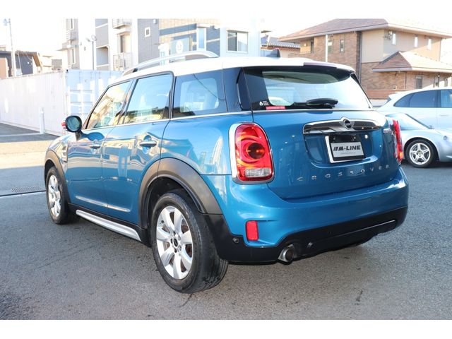 BMW MINI COOPER D CROSSOVER