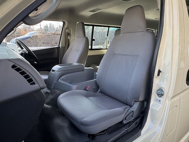 HIACE wagon 4WD