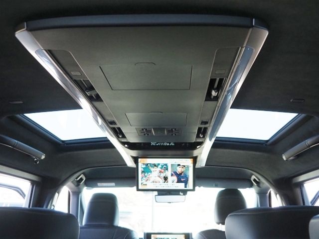 VELLFIRE HYBRID 4WD