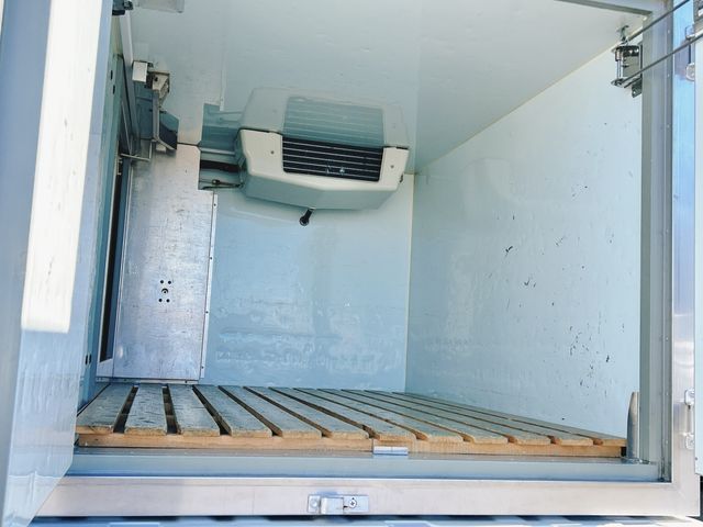 CARRY truck 4WD