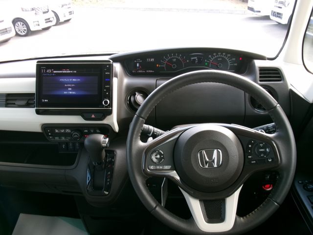 N BOX CUSTOM 4WD