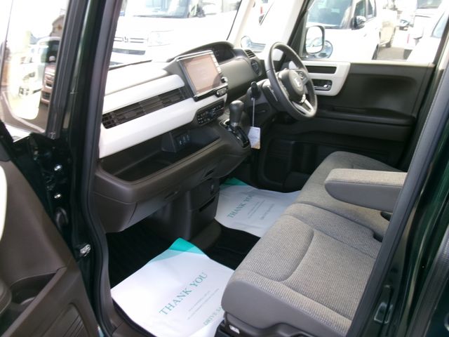 N BOX CUSTOM 4WD