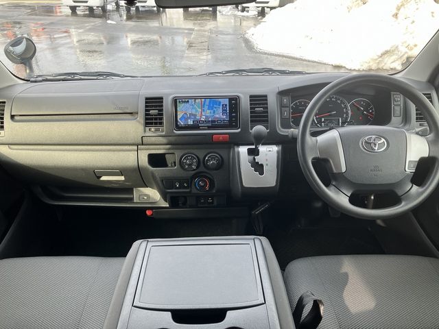 HIACE van 4WD