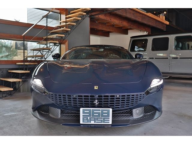 FERRARI Roma Spider