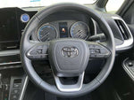 VOXY HYBRID