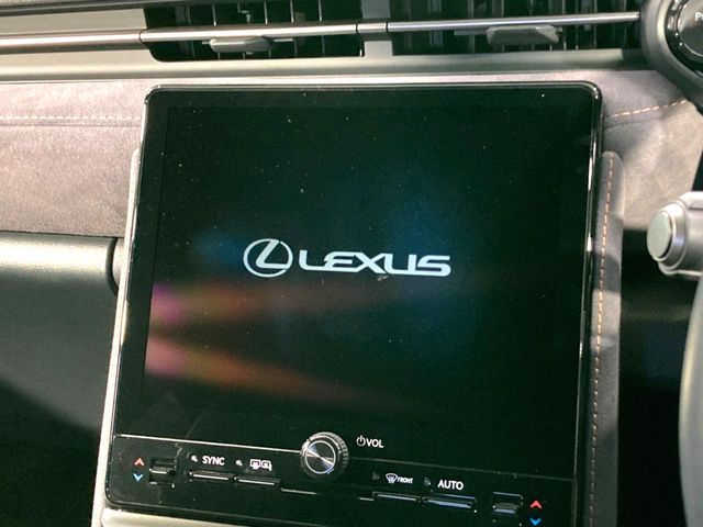 LEXUS LBX