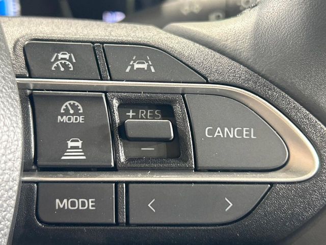 VOXY HYBRID