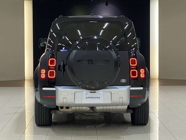 ROVER DEFENDER