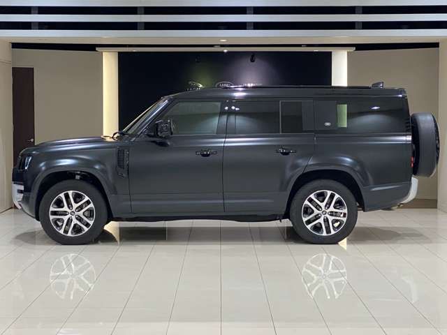ROVER DEFENDER