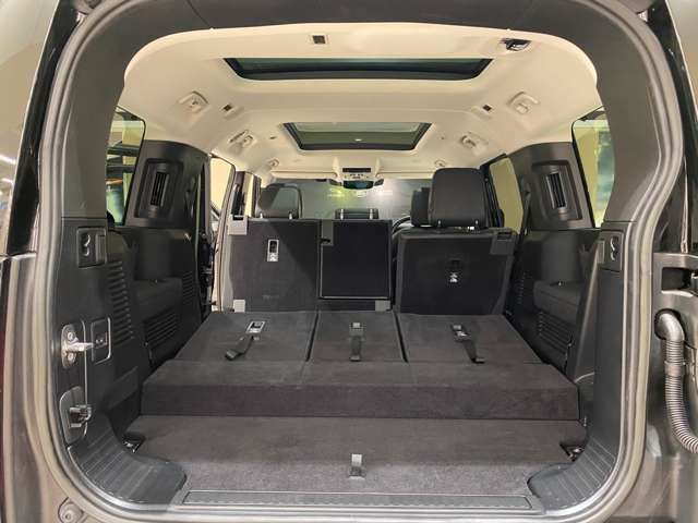 ROVER DEFENDER