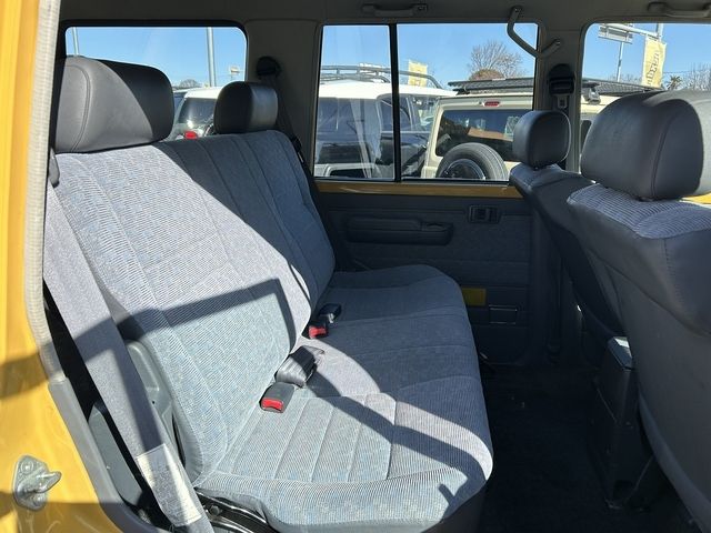LANDCRUISER van