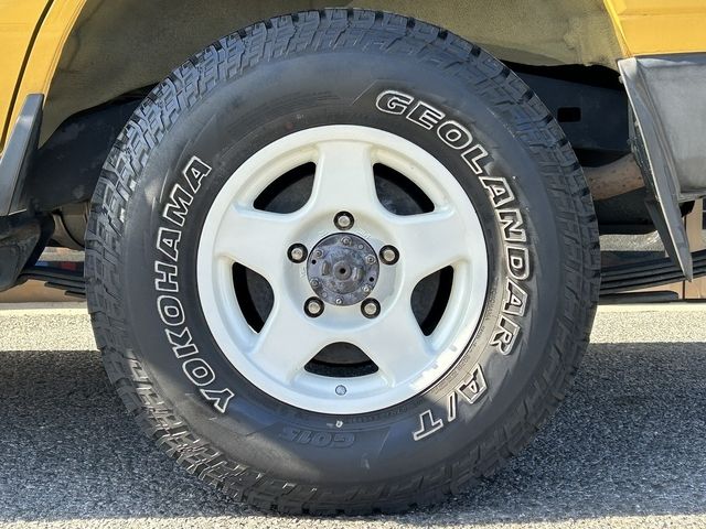 LANDCRUISER van