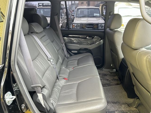 LANDCRUISER PRADO