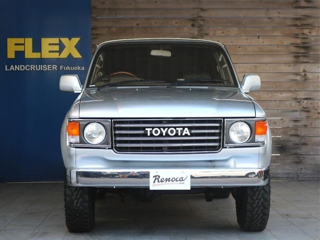 LANDCRUISER van