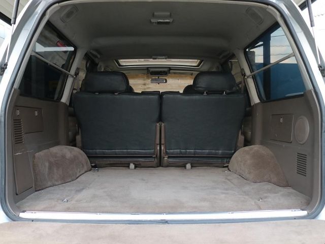 LANDCRUISER van