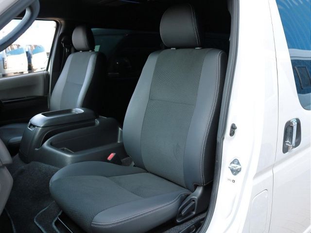 HIACE van 2WD