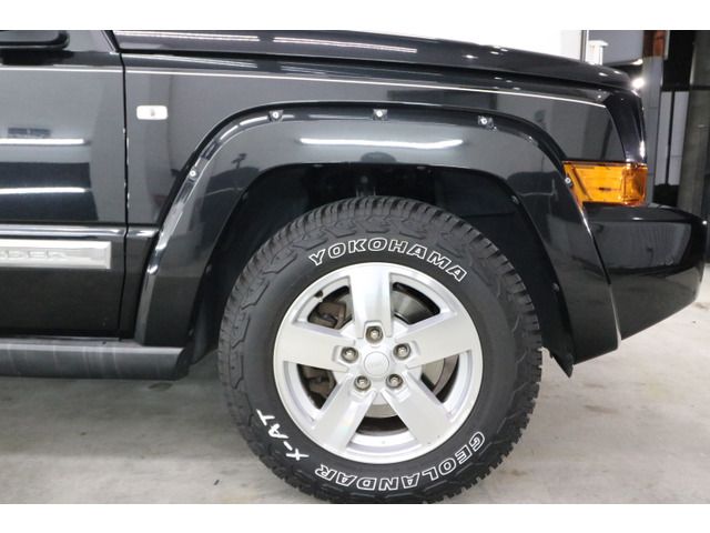 JEEP COMMANDER