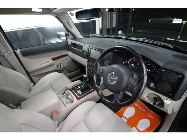 JEEP COMMANDER