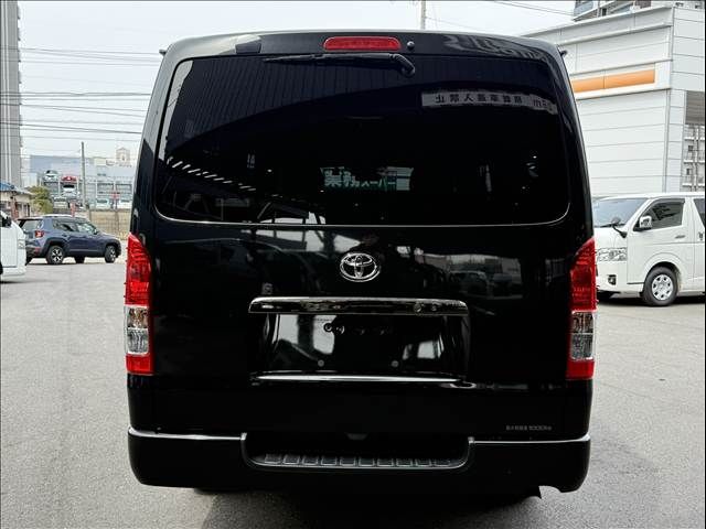 HIACE van 4WD