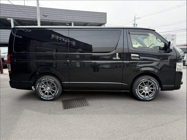 HIACE van 4WD