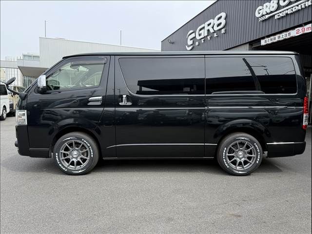 HIACE van 4WD