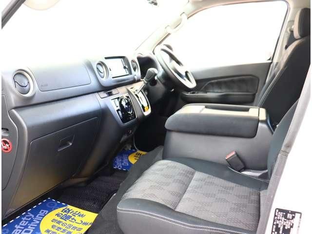 CARAVAN van 2WD