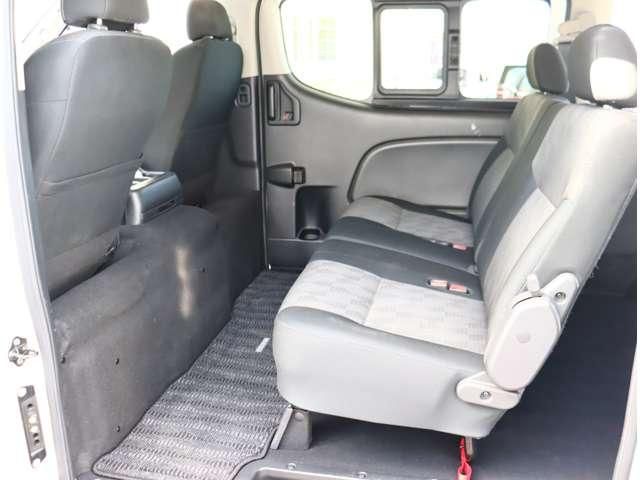CARAVAN van 2WD