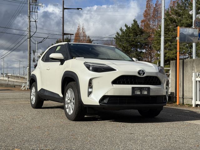 YARIS CROSS