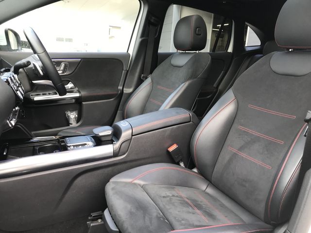 MERCEDES BENZ GLA class
