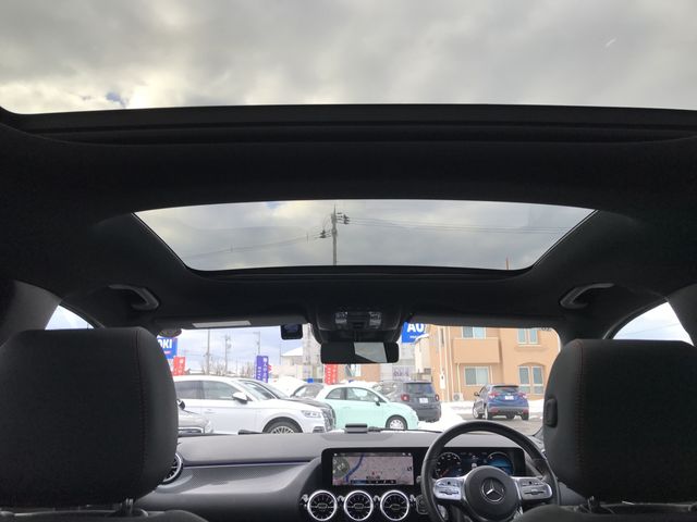 MERCEDES BENZ GLA class