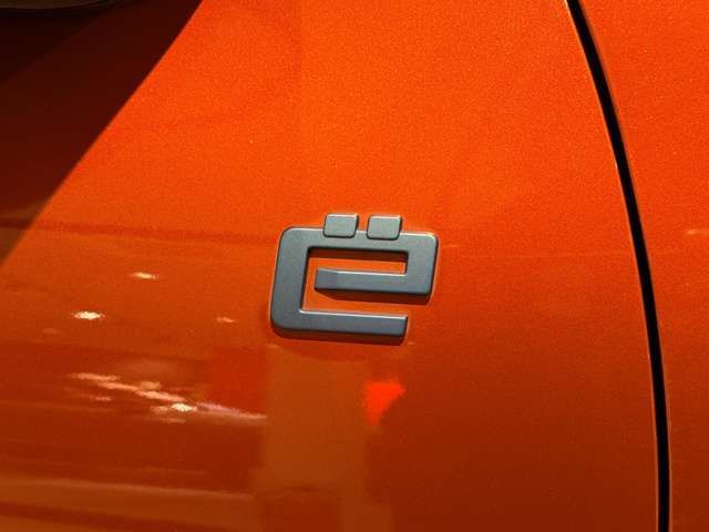 CITROEN E-C4