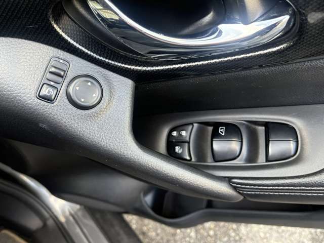 X-TRAIL 4WD