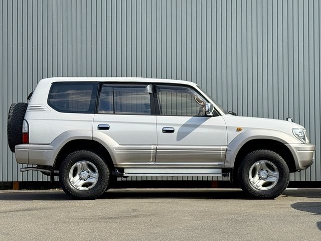 LANDCRUISER PRADO