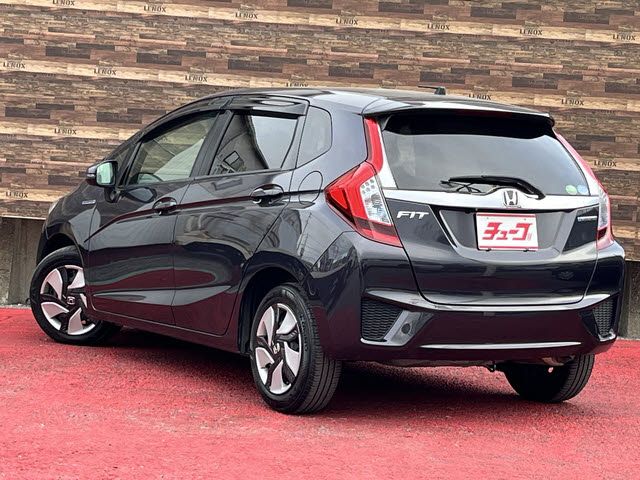 FIT HYBRID