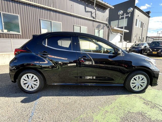 YARIS