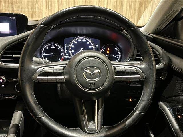 MAZDA3 SEDAN