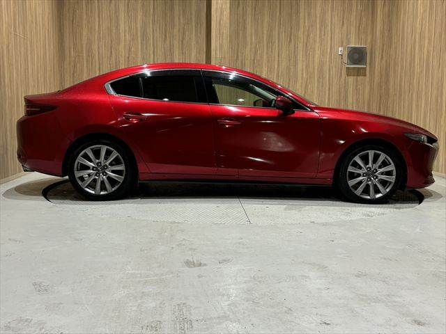 MAZDA3 SEDAN