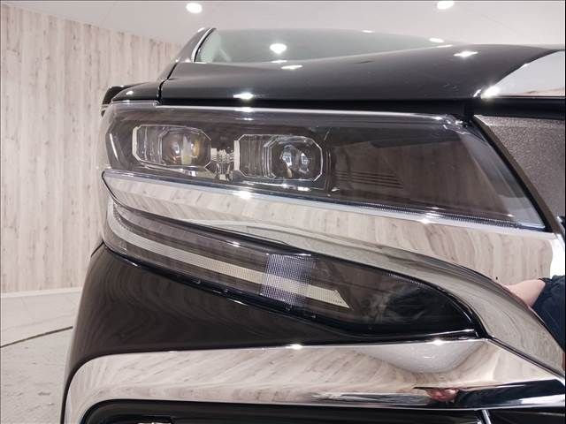 ALPHARD hybrid 4WD