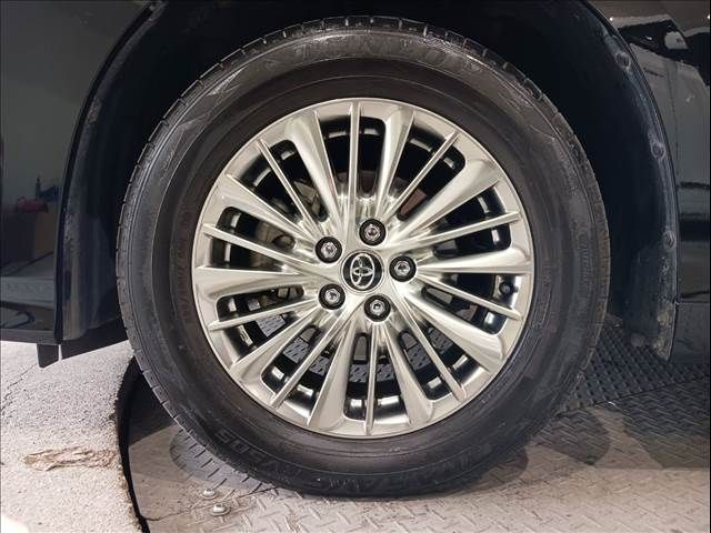ALPHARD hybrid 4WD