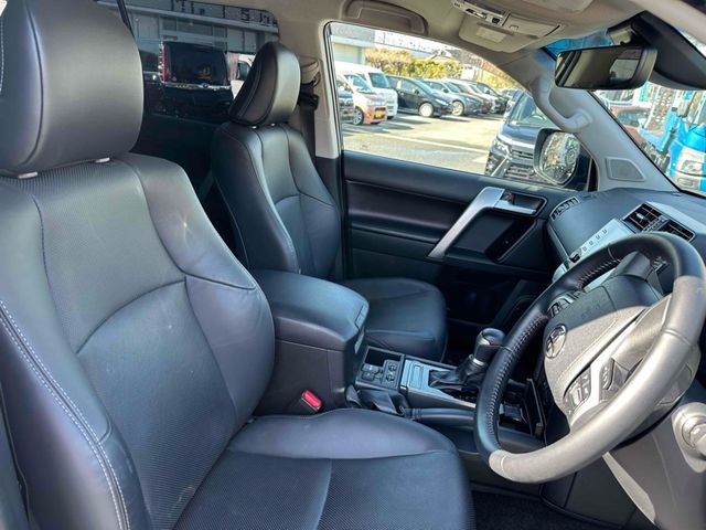 LANDCRUISER PRADO