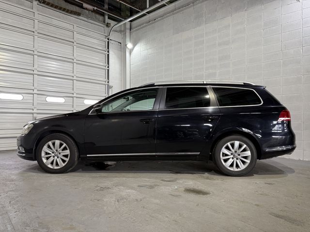 VOLKSWAGEN PASSAT VARIANT