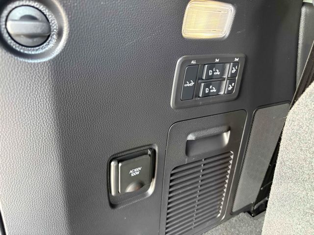 LEXUS LX600