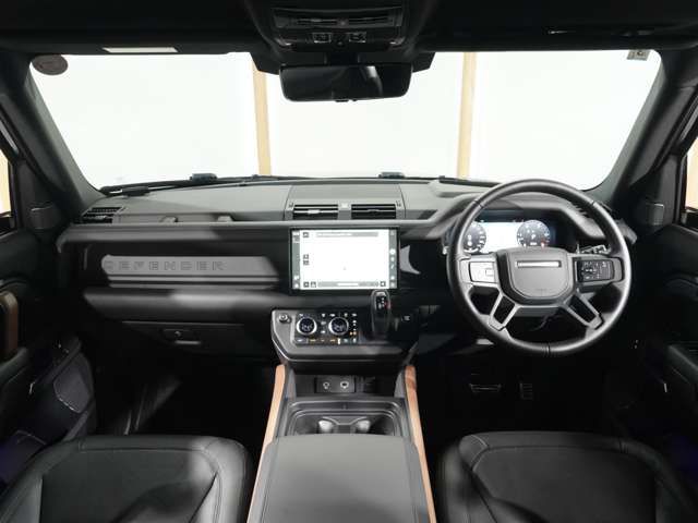 ROVER DEFENDER