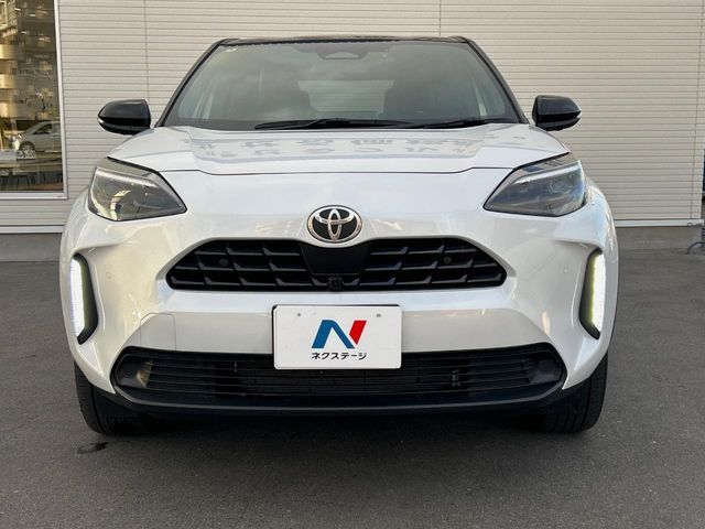 YARIS CROSS HYBRID